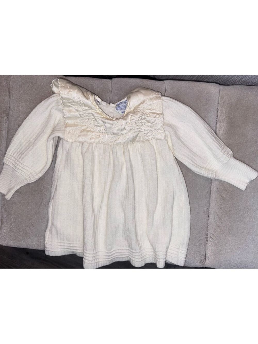 Vintage sweater baby dress square satin collar embroidered sweater dress 24 mon￼ - Picture 5 of 12
